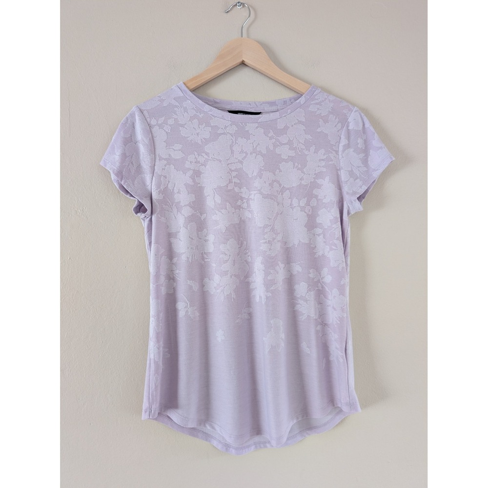Simply Vera‎ Wang Lavender Floral Short Sleeve Tee Romantic Fairy Modest Work S